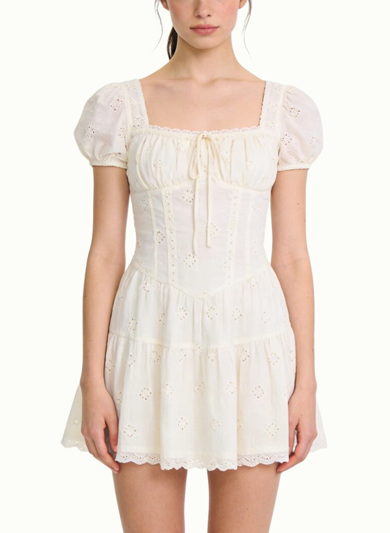 square-neck-romantic-gentle-style-dress-for-women